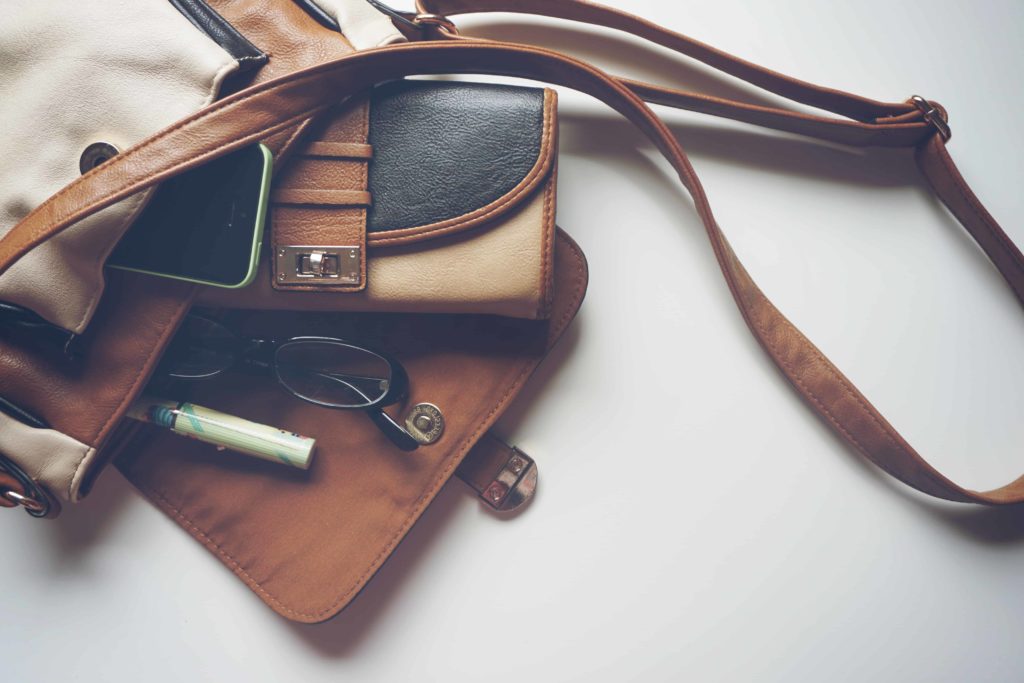 5 Essential Items You Should Always Keep In Your Purse Glamour Boutique