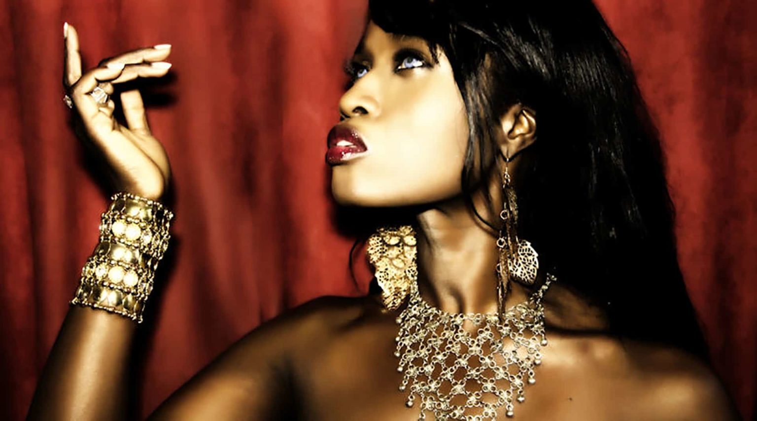 Top Tips for Crossdresser Jewelry - Glamour Boutique